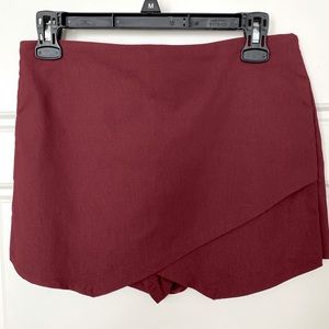 American Threads Westwood envelope skort burgundy maroon L